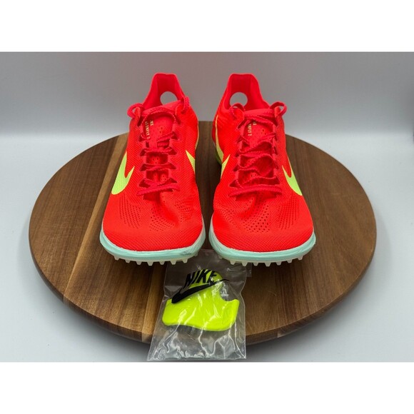 Athletic_Shoes